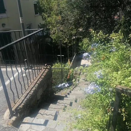 Con Terrazza E Vista Panoramica Апартаменты