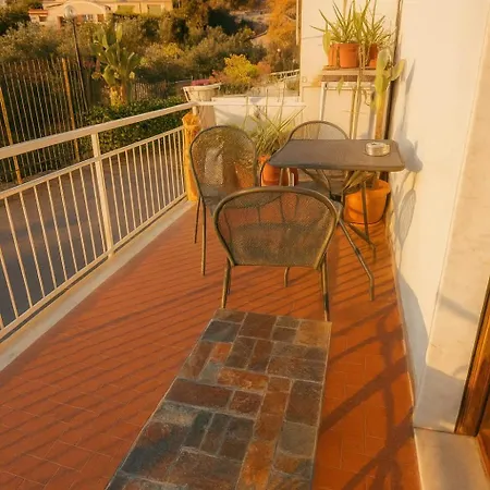 Апартаменты Con Terrazza E Vista Panoramica *