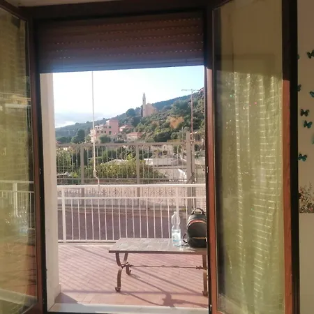 Апартаменты Con Terrazza E Vista Panoramica Алассио